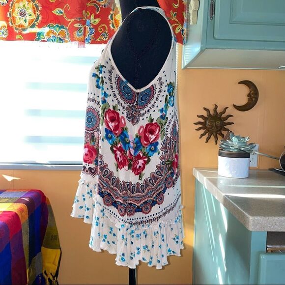 Bila ivory boho V neck tassel top high low hem size Med - Picture 9 of 10